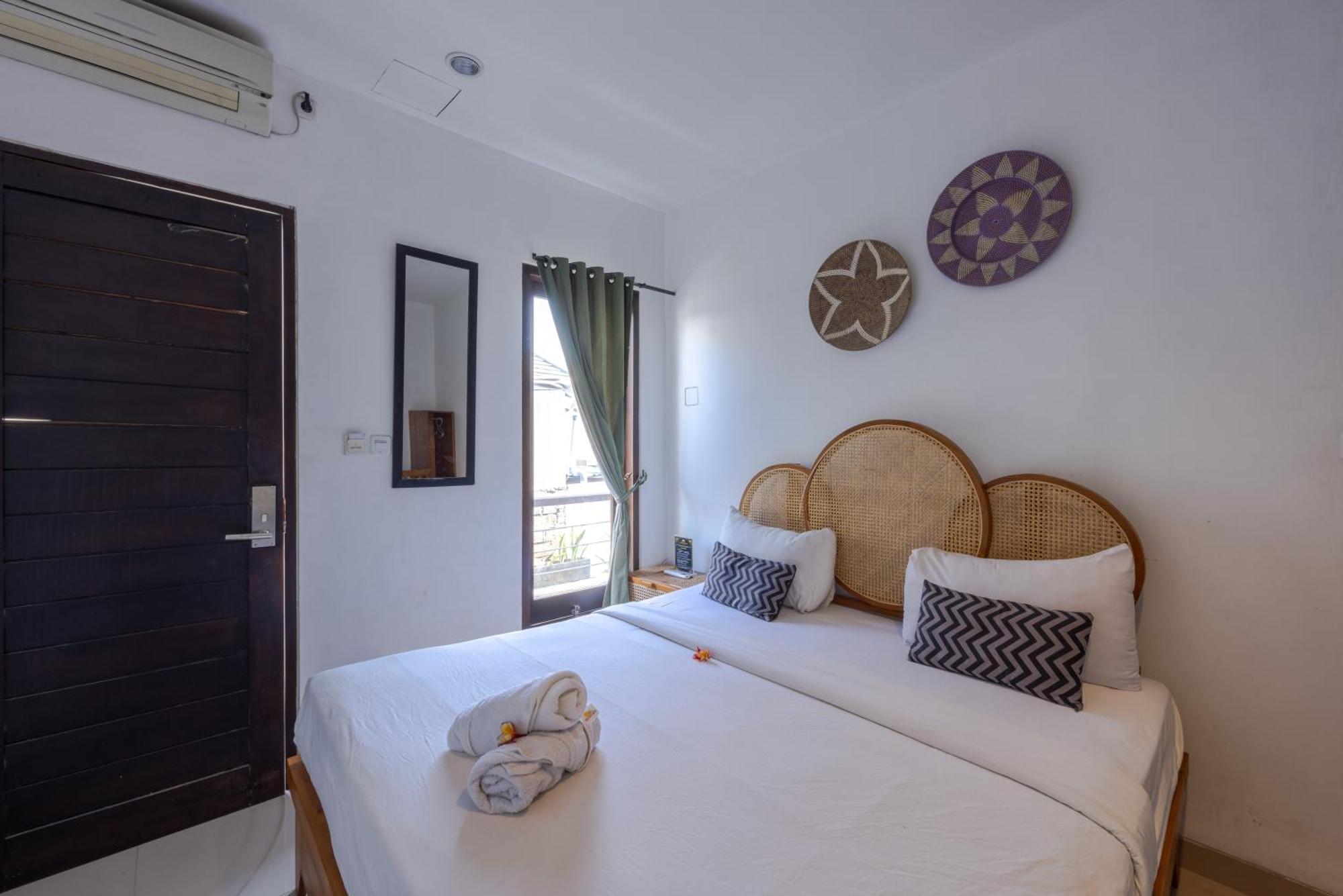Canggu Spirit Guest House Exterior photo