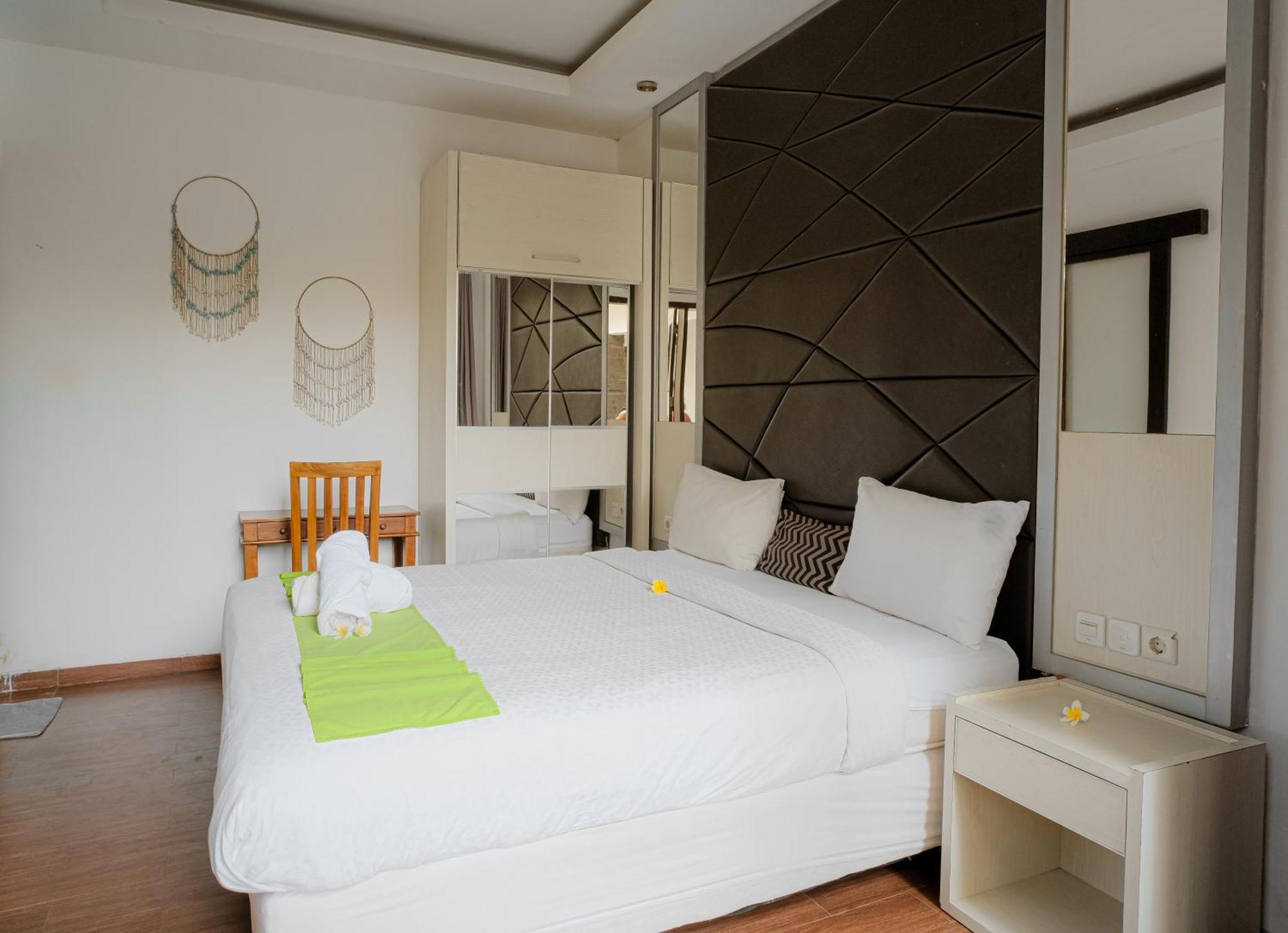 Canggu Spirit Guest House Exterior photo
